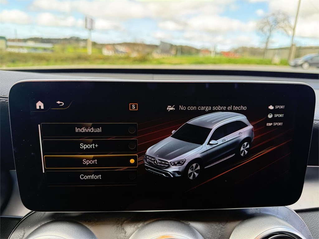 Foto 26 MERCEDES GLC 300D 9G-TRONIC AMG LINE