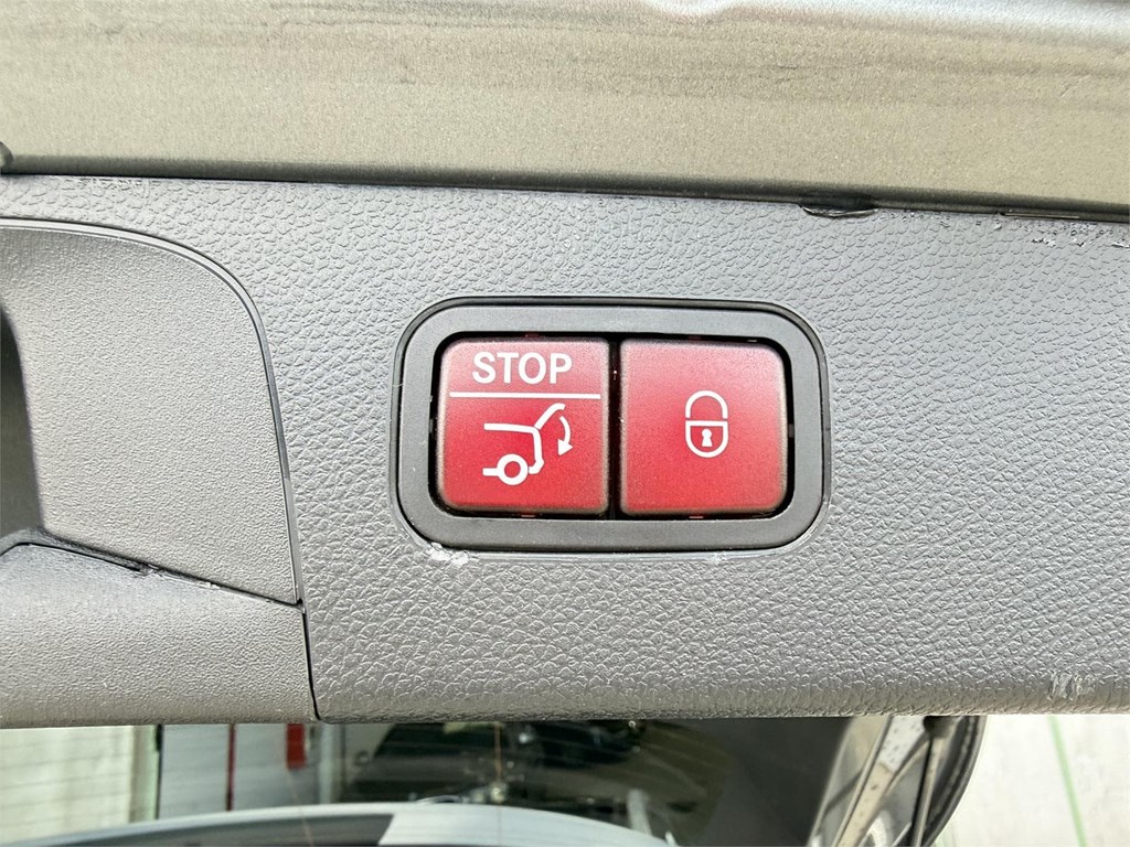 Foto 41 MERCEDES GLC 300D 9G-TRONIC AMG LINE