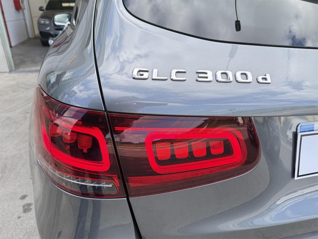 Foto 45 MERCEDES GLC 300D 9G-TRONIC AMG LINE