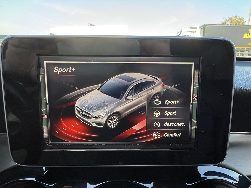 Foto 12 MERCEDES GLC COUPE 220D AMG LINE