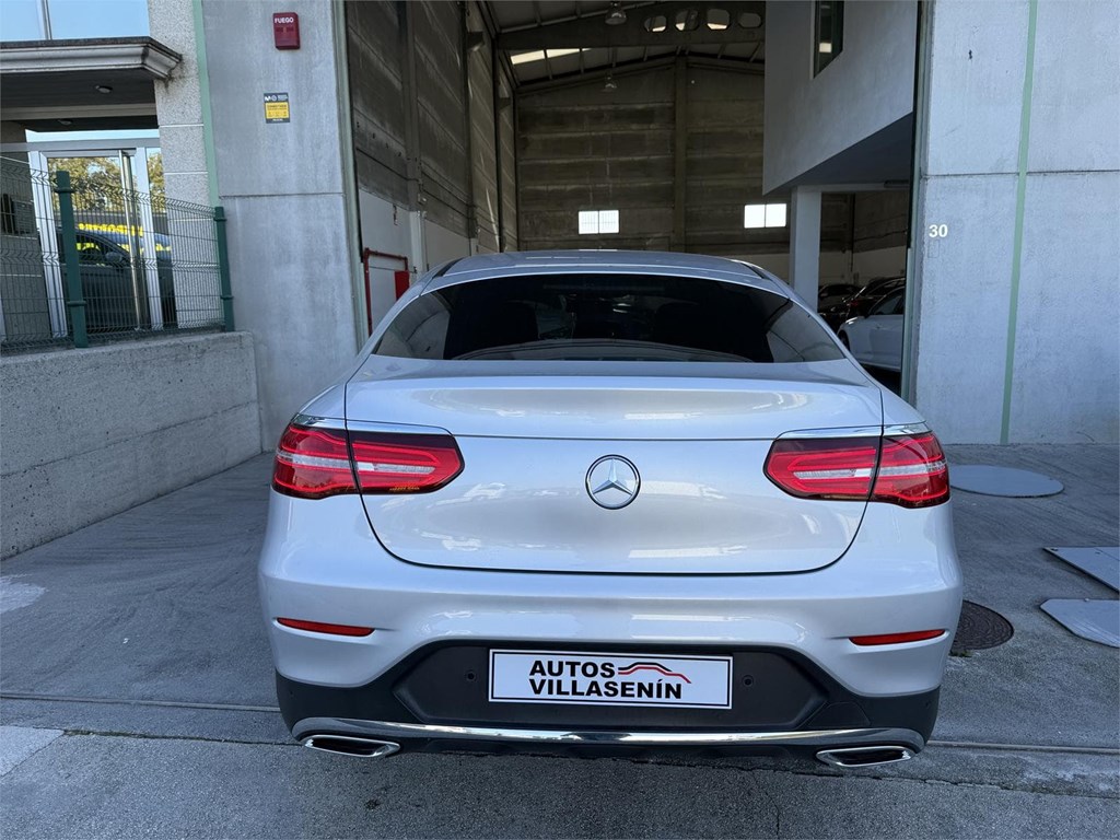 Foto 23 MERCEDES GLC COUPE 220D AMG LINE