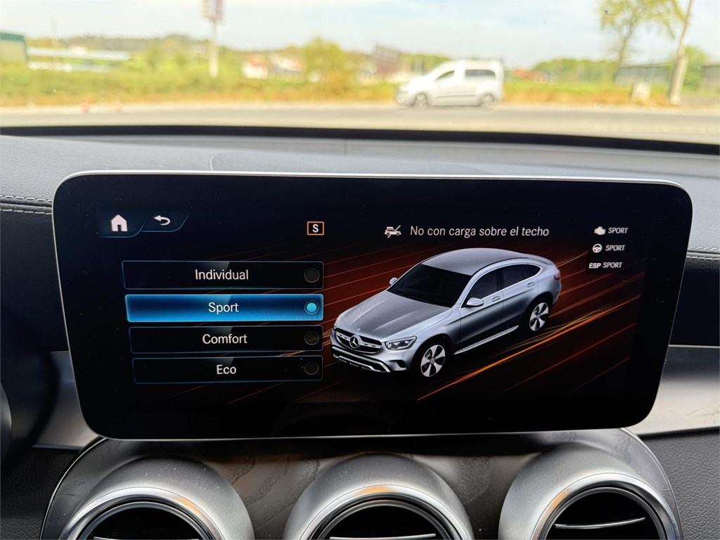 Foto 16 MERCEDES GLC COUPE 220D AMG LINE