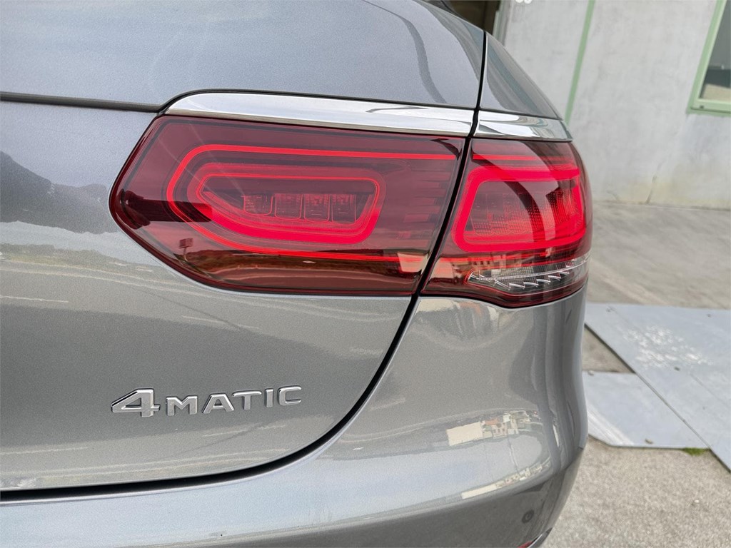 Foto 33 MERCEDES GLC COUPE 220D AMG LINE