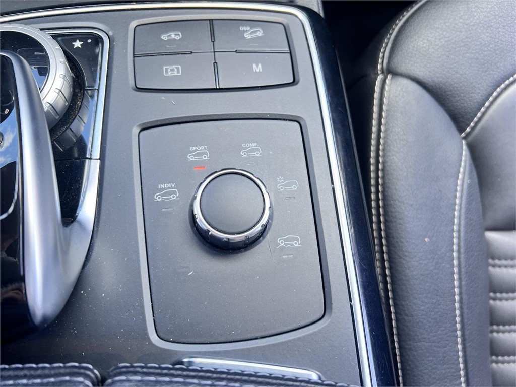 Foto 15 MERCEDES GLE 350D AMG LINE