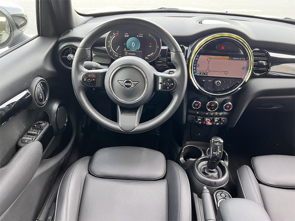 Foto 8 MINI COOPER AUT CAMDEN 5 PUERTAS