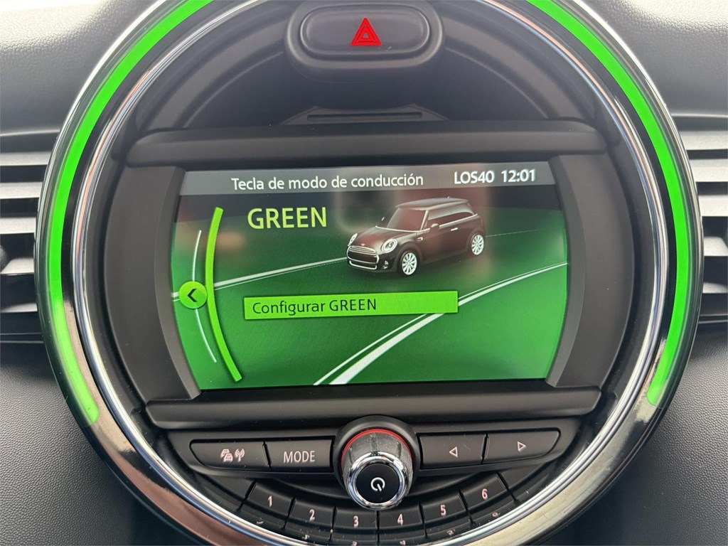 Foto 16 MINI COOPER AUT